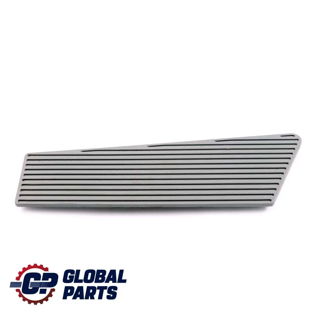 Placa de cubierta Reposapiés Trim para Mercedes ML W163 con número de pieza A1639760087 Mercedes ML W163 Placa de cubierta Reposapiés Trim - SKU A1639760087 - Número de pieza A1639760087