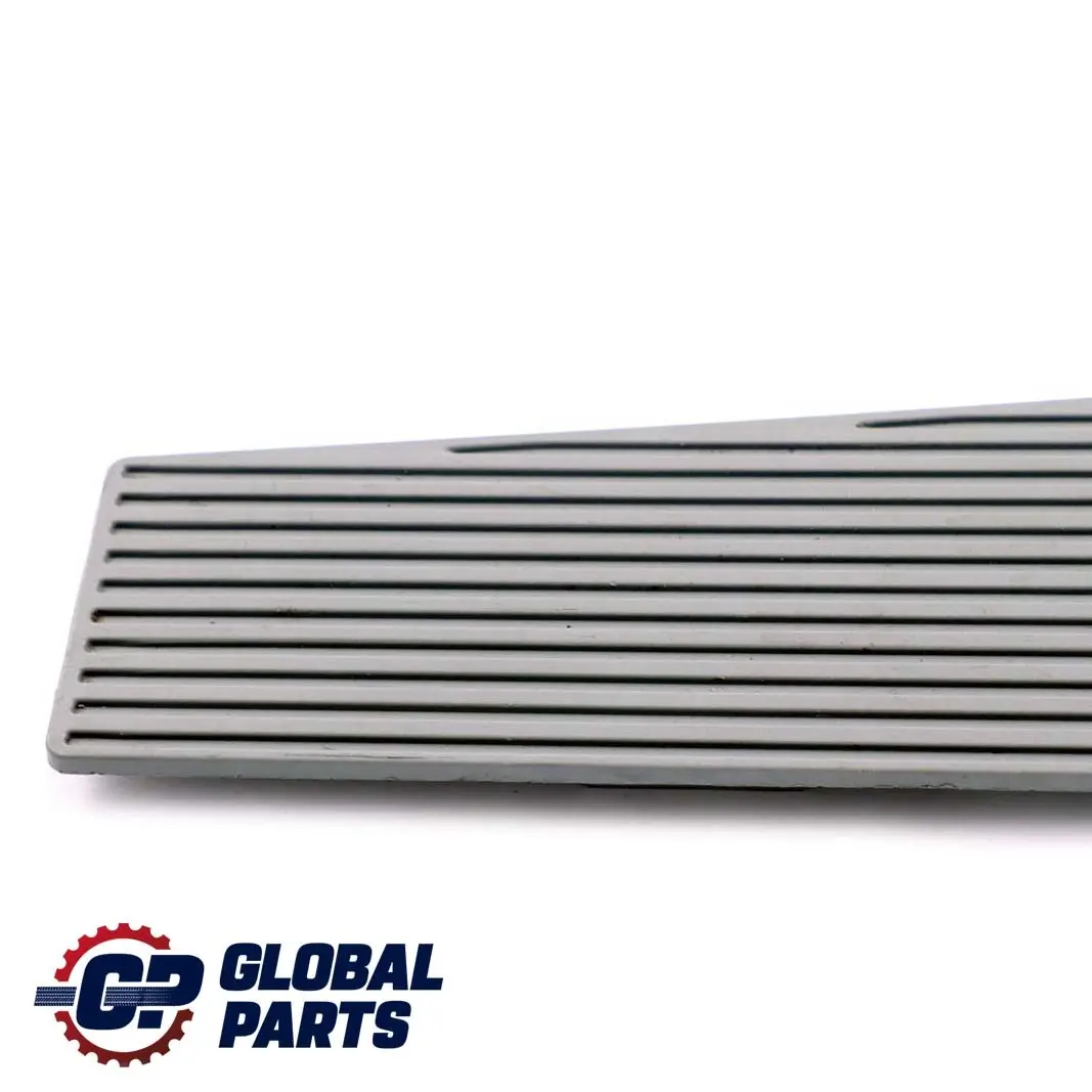 Mercedes ML W163 Placa de cubierta Reposapiés Trim - SKU A1639760087 - Número de pieza A1639760087
