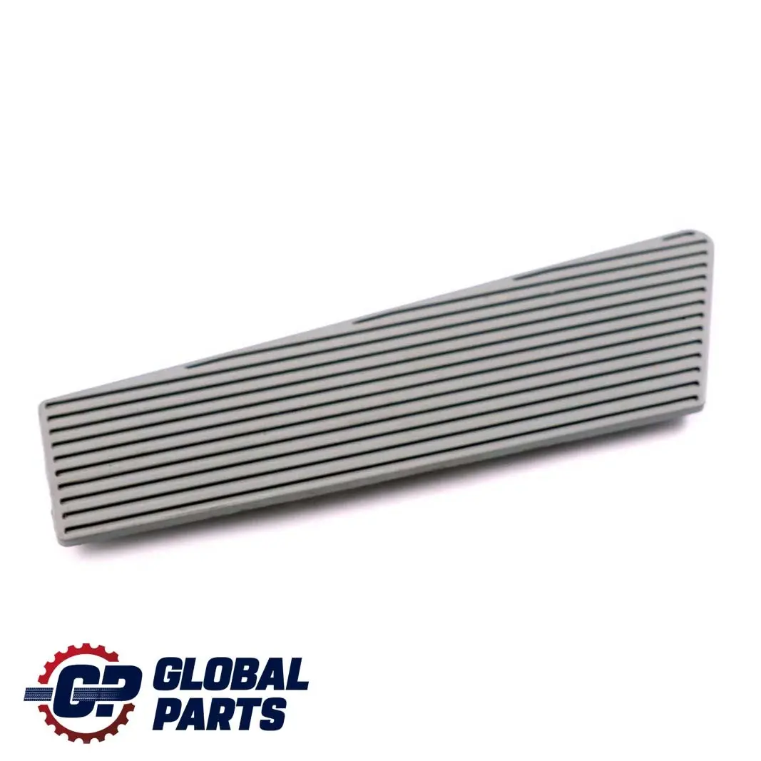 Piastra di copertura poggiapiedi per Mercedes M ML W163 con numero di parte A1639760087 Mercedes M ML W163 Piastra di copertura poggiapiedi - SKU A1639760087 - Numero di parte A1639760087