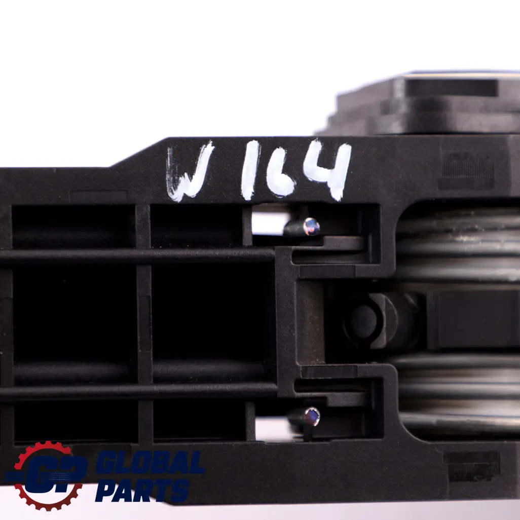 Mercedes ML W164 Pédale D'Accélérateur Chromée - SKU A1643000004 - Numéro de pièce A1643000004