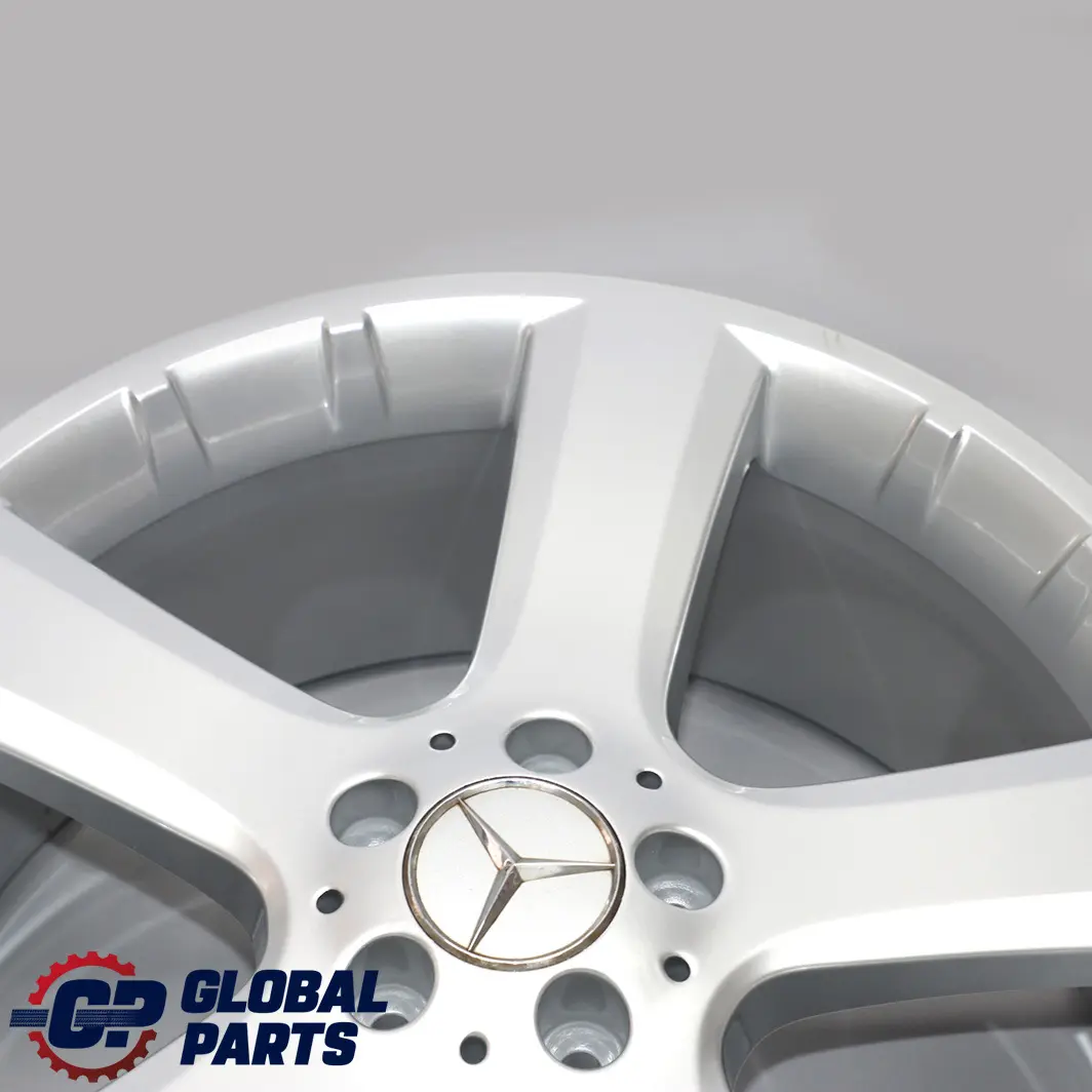 Mercedes-Benz M-Class ML W164 Silver Alloy Wheel Rim 20" 8,5J ET:56 to with Part number A1644011102 Mercedes-Benz M-Class ML W164 Silver Alloy Wheel Rim 20" 8,5J ET:56 - SKU A1644011102 - Part number A1644011102