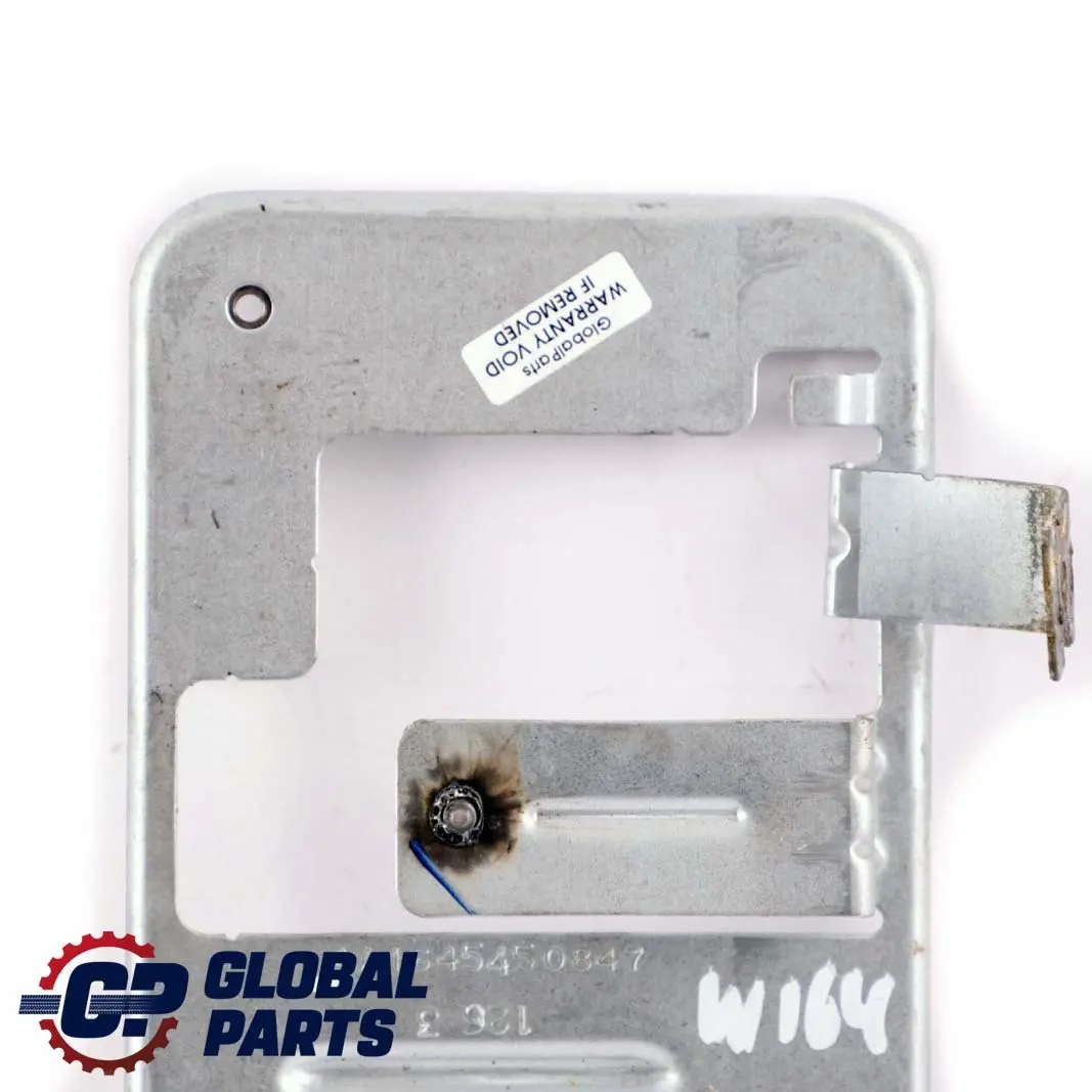 Mercedes-Benz ML W164 Einparkhilfe Parktronic Steuergerät Halterung A164545084 für mit Teilenummer A1645450847 Mercedes-Benz ML W164 Einparkhilfe Parktronic Steuergerät Halterung A164545084 - SKU A1645450847 - Teilenummer A1645450847