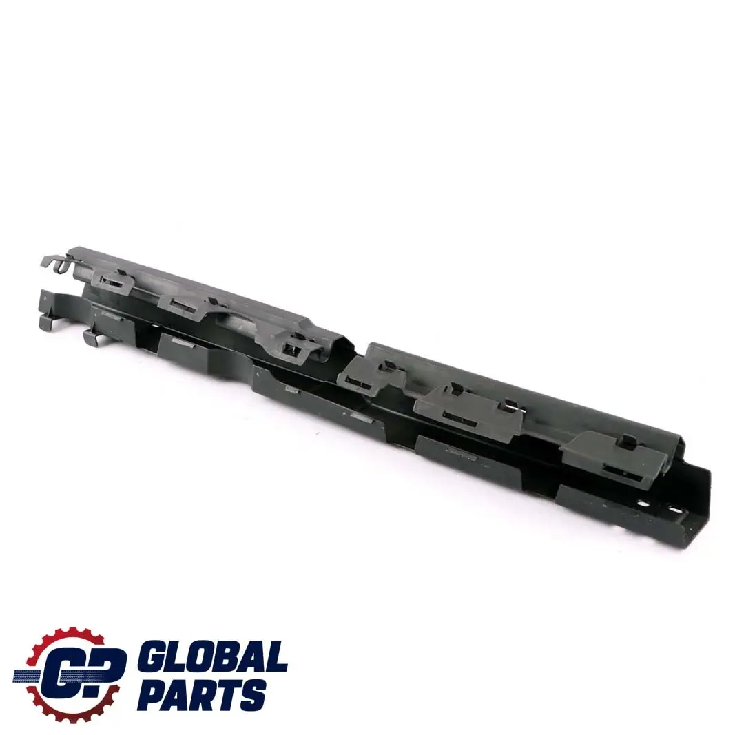Mercedes W164 Front Right O/S Cable Wiring Duct - SKU A1645460261 - Part number A1645460261