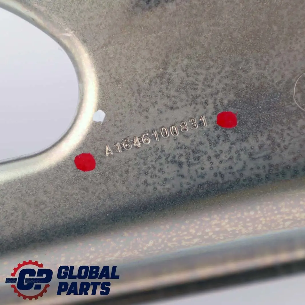  Mercedes-Benz M-Class ML W164 Rear Right O/S Backrest Mount Bracket - SKU A1646100831 - Part number A1646100831