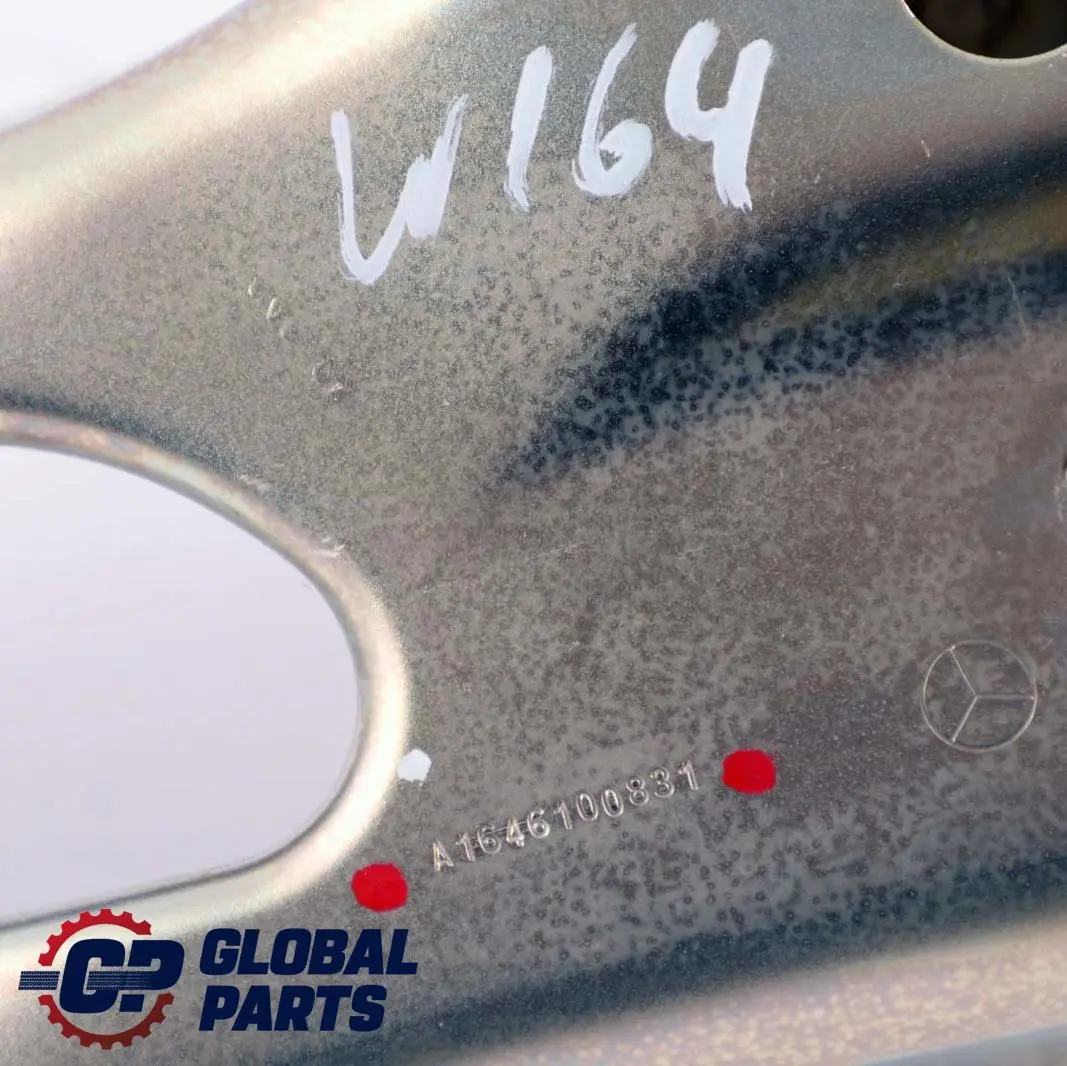 Mercedes-Benz M-Class ML W164 Rear Right O/S Backrest Mount Bracket to with Part number A1646100831 Mercedes-Benz M-Class ML W164 Rear Right O/S Backrest Mount Bracket - SKU A1646100831 - Part number A1646100831