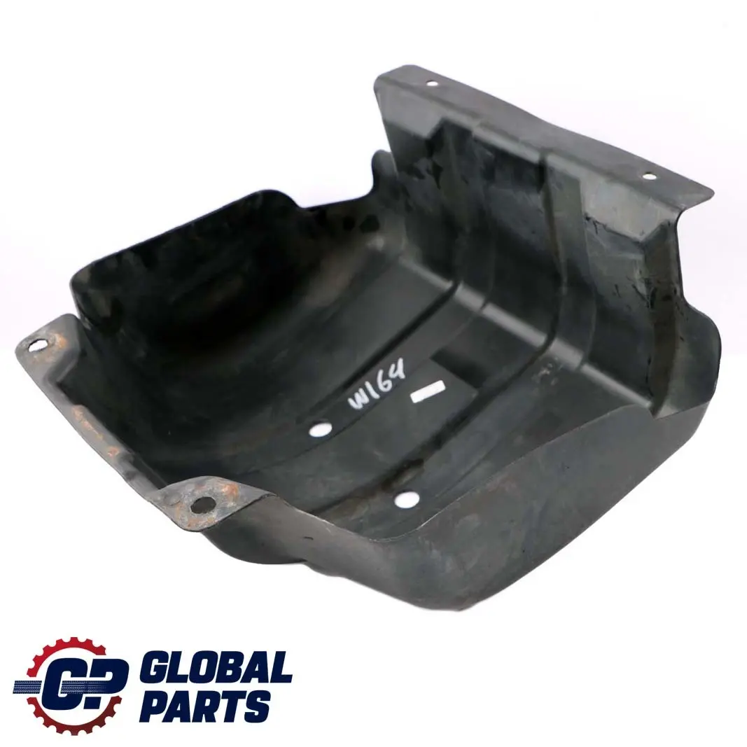 Suspension Pressure Tank Cover to Mercedes ML W164 Air with Part number A1646190038 Mercedes ML W164 Air Suspension Pressure Tank Cover - SKU A1646190038 - Part number A1646190038