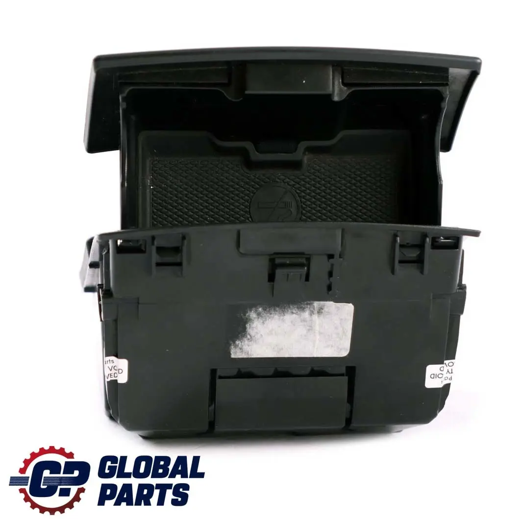 Vassoio per alloggiamento console centrale per Mercedes W164 con numero di parte A1646800010 Mercedes W164 Vassoio per alloggiamento console centrale - SKU A1646800010 - Numero di parte A1646800010