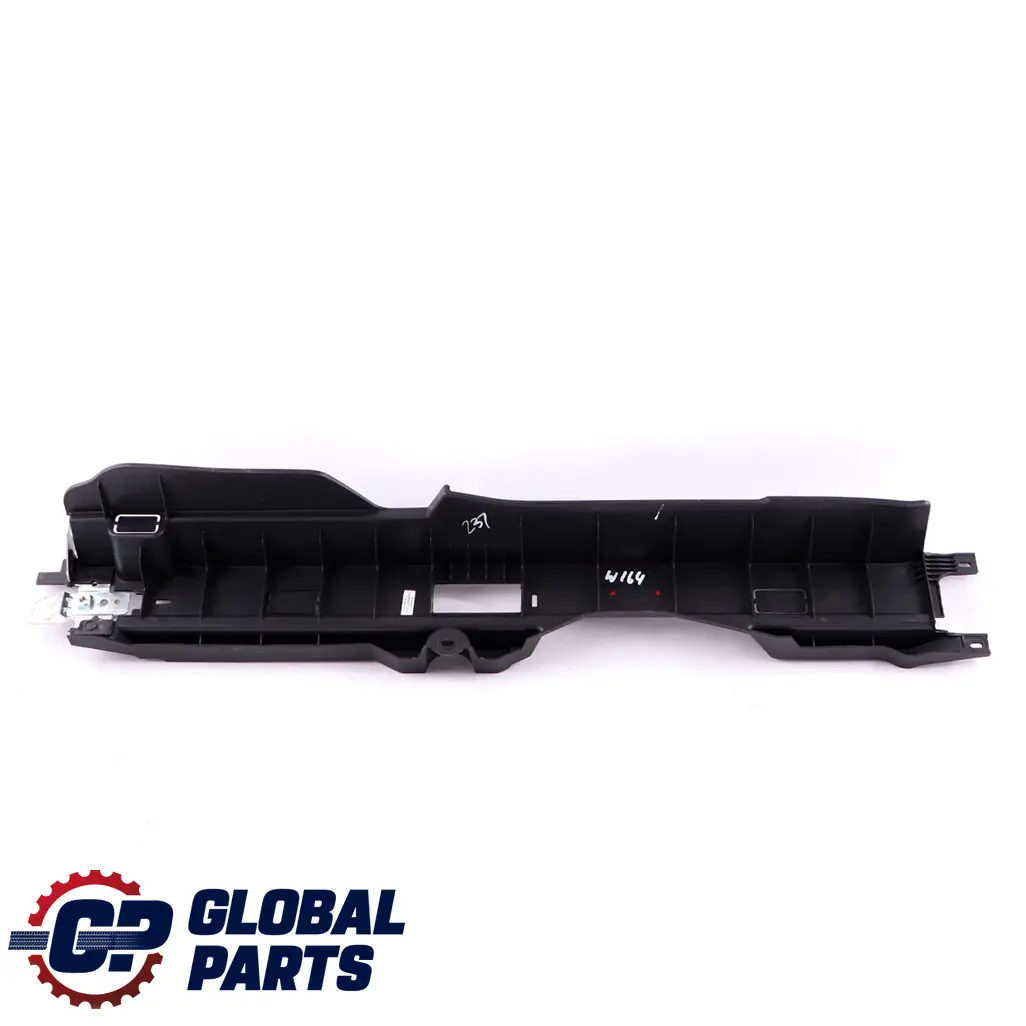 Mercedes W164 Rear Left Trunk Floor N/S Rail Ledge Panel Trim Cover - SKU A1646800131 - Número de pieza A1646800131