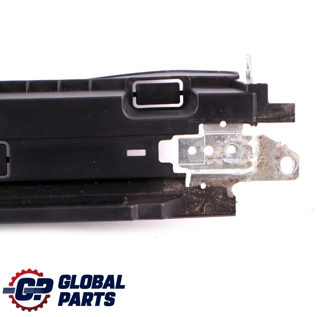 Mercedes W164 Rear Left Trunk Floor N/S Rail Ledge Panel Trim Cover - SKU A1646800131 - Número de pieza A1646800131