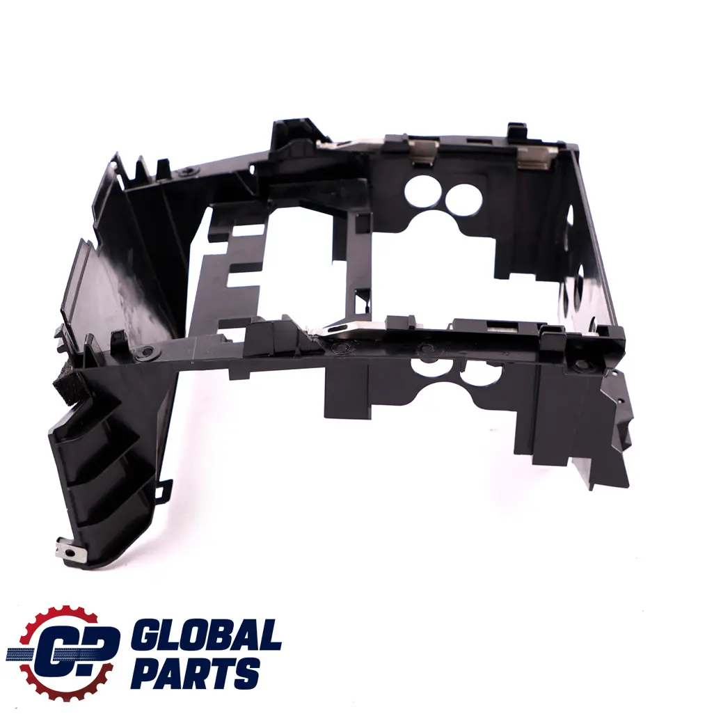 Mittelkonsole Verkleidung Gehäuse für Mercedes W164 mit Teilenummer A1646800216 Mercedes W164 Mittelkonsole Verkleidung Gehäuse - SKU A1646800216 - Teilenummer A1646800216