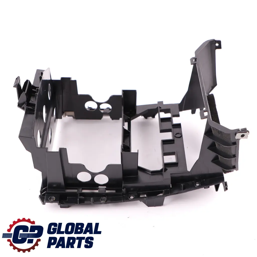 Mittelkonsole Verkleidung Gehäuse für Mercedes W164 mit Teilenummer A1646800216 Mercedes W164 Mittelkonsole Verkleidung Gehäuse - SKU A1646800216 - Teilenummer A1646800216
