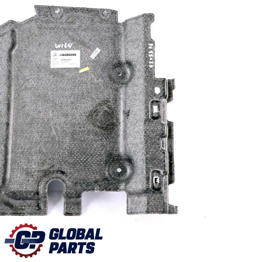 Osłona Podwozia Podłogi Prawa Panel do Mercedes ML W164 o numerze A1646800823 Mercedes ML W164 Osłona Podwozia Podłogi Prawa Panel - SKU A1646800823 - Numer Części A1646800823