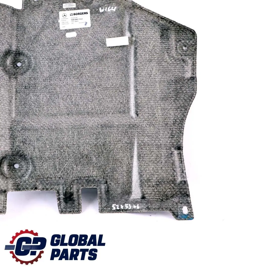 Mercedes-Benz Classe M ML W164 Cache plancher panneau gauche pour à propos du numéro de pièce A1646801123 Mercedes-Benz Classe M ML W164 Cache plancher panneau gauche - SKU A1646801123 - Numéro de pièce A1646801123