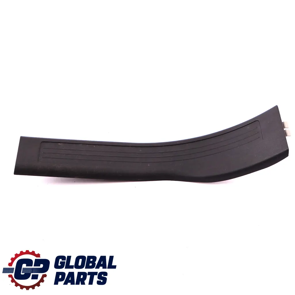 Cache garniture panneau poussée rail arrière droit pour Mercedes ML W164 à propos du numéro de pièce A1646801235 Mercedes ML W164 Cache garniture panneau poussée rail arrière droit - SKU A1646801235 - Numéro de pièce A1646801235