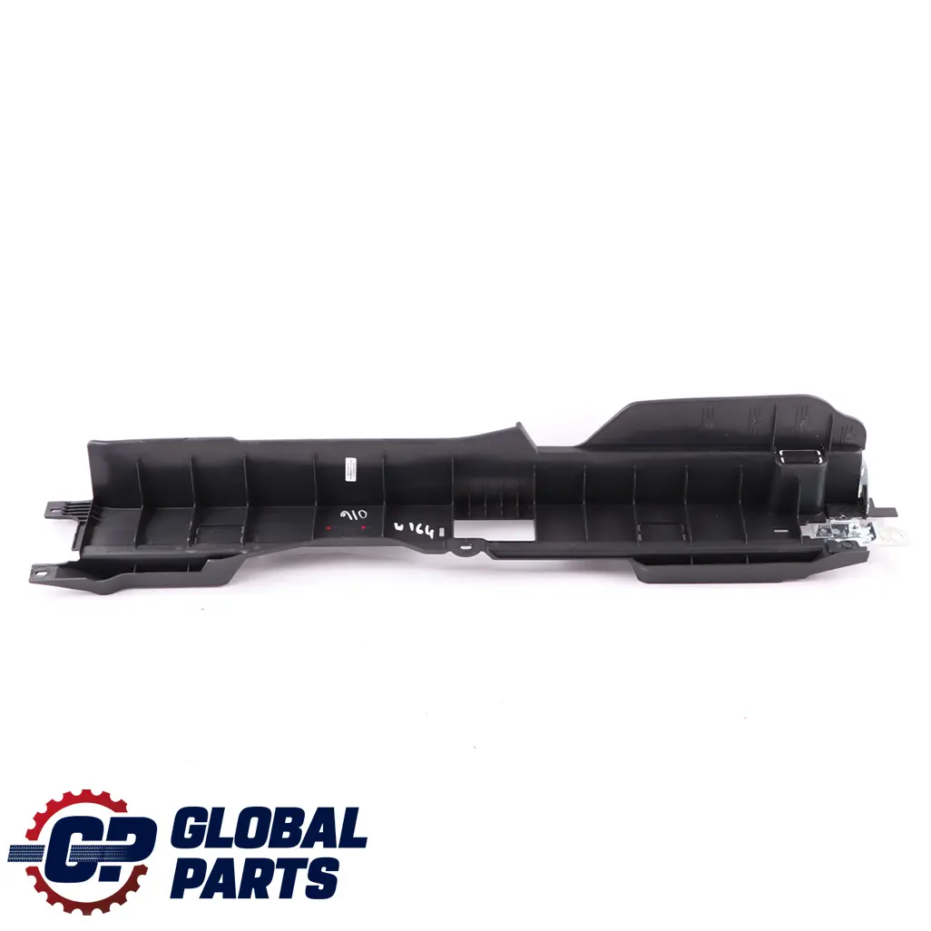 Mercedes ML W164 Trasero Derecho Trunk Floor Rail Ledge Trim Panel Cover - SKU A1646801831 - Número de pieza A1646801831