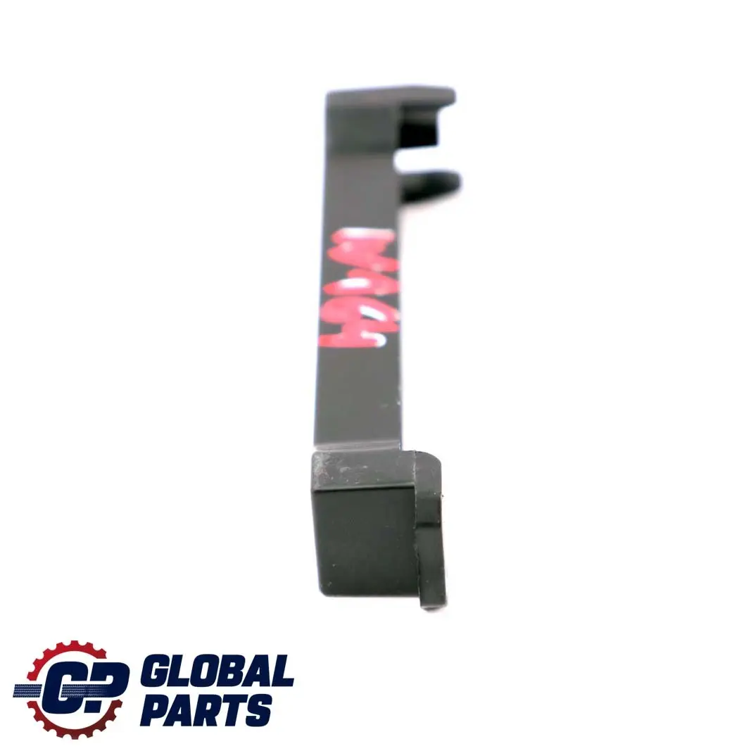  Mercedes-Benz M-Class ML W164 Rear Duct Vent Centre Console Bracket - SKU A1646830074 - Part number A1646830074