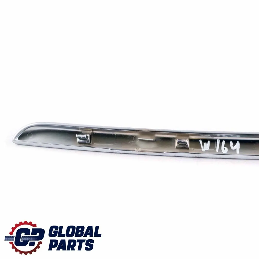 Embellecedor Consola Central Plata para Mercedes W164 con número de pieza A1646830170 Mercedes W164 Embellecedor Consola Central Plata - SKU A1646830170 - Número de pieza A1646830170