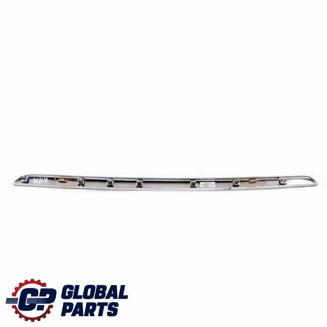 Mittelkonsole Zierleiste Trim Rechts Silber für Mercedes W164 mit Teilenummer A1646830270 Mercedes W164 Mittelkonsole Zierleiste Trim Rechts Silber - SKU A1646830270 - Teilenummer A1646830270