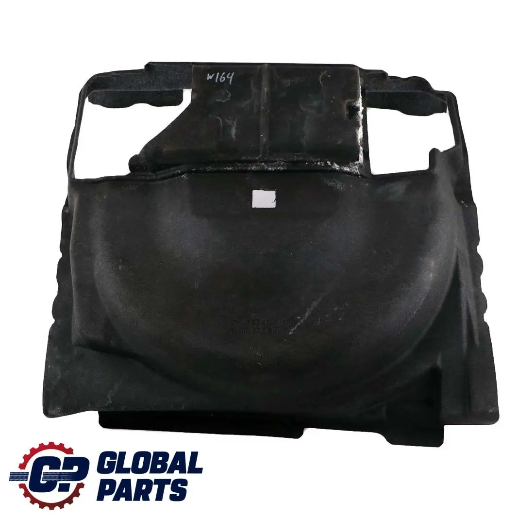 Mercedes-Benz ML W164 Maletero Carga Suelo Forro Negro para con número de pieza A1646840011 Mercedes-Benz ML W164 Maletero Carga Suelo Forro Negro - SKU A1646840011 - Número de pieza A1646840011