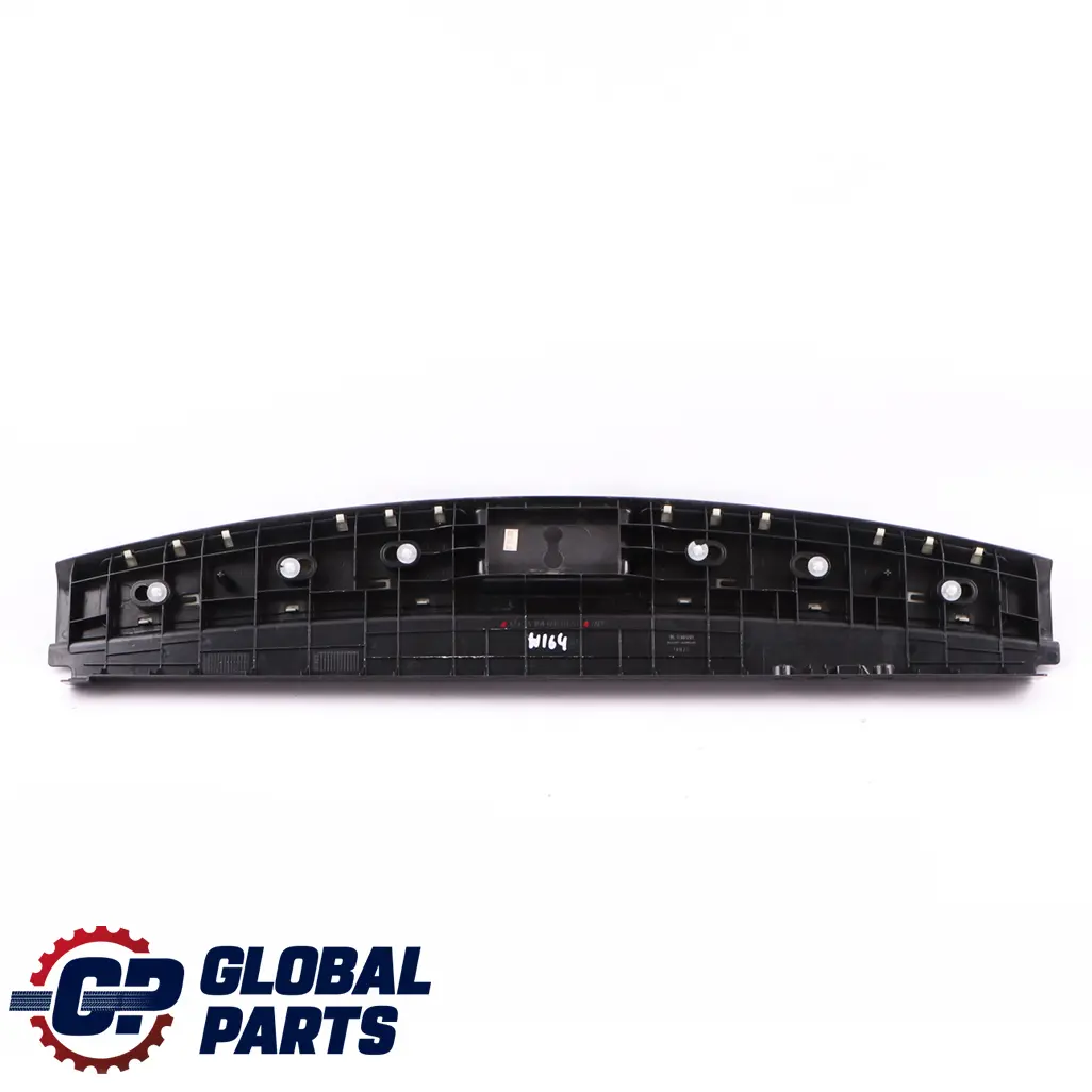  Mercedes-Benz W164 Portabagagli caricamento Sill Edge Trim Nero - SKU A1646900141 - Numero di parte A1646900141