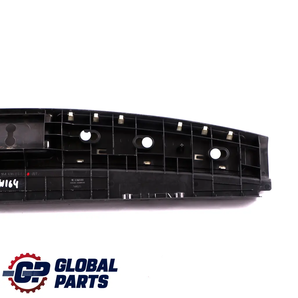 Mercedes-Benz W164 Portabagagli caricamento Sill Edge Trim Nero - SKU A1646900141 - Numero di parte A1646900141