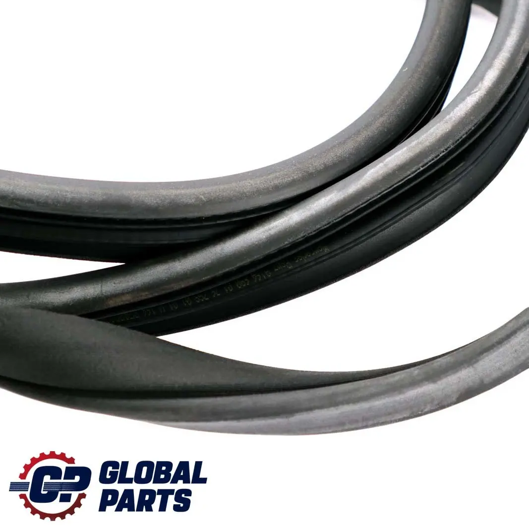 Trasera Izquierda Derecha Sello Puerta Sellado Negro para Mercedes W164 con número de pieza A1646900176 Mercedes W164 Trasera Izquierda Derecha Sello Puerta Sellado Negro - SKU A1646900176 - Número de pieza A1646900176