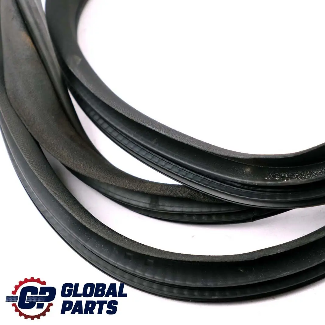  Mercedes-Benz ML W164 Rear Left Right N/O/S Door Seal Sealing Black - SKU A1646900176 - Part number A1646900176