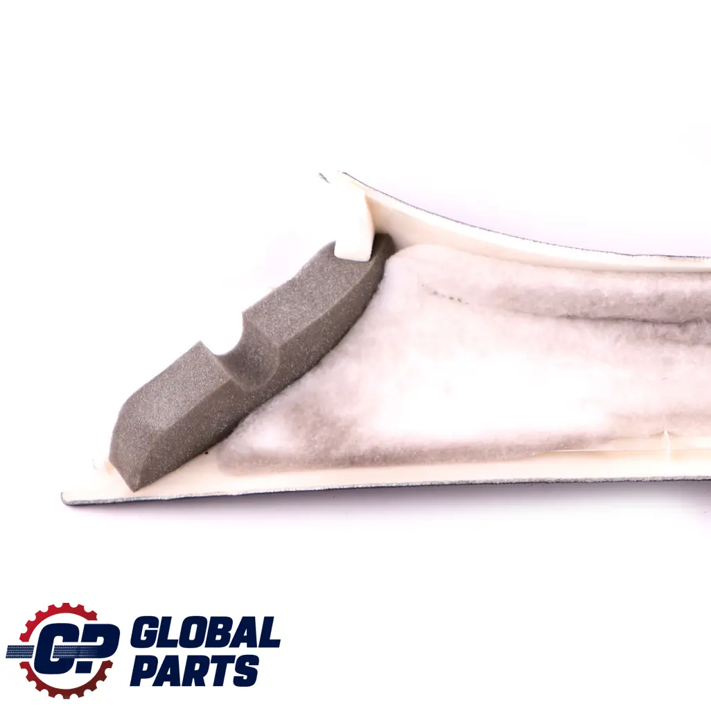 Osłona Słupka Prawy Przód Czarny do Mercedes ML W164 o numerze A1646900826 Mercedes ML W164 Osłona Słupka Prawy Przód Czarny - SKU A1646900826 - Numer Części A1646900826