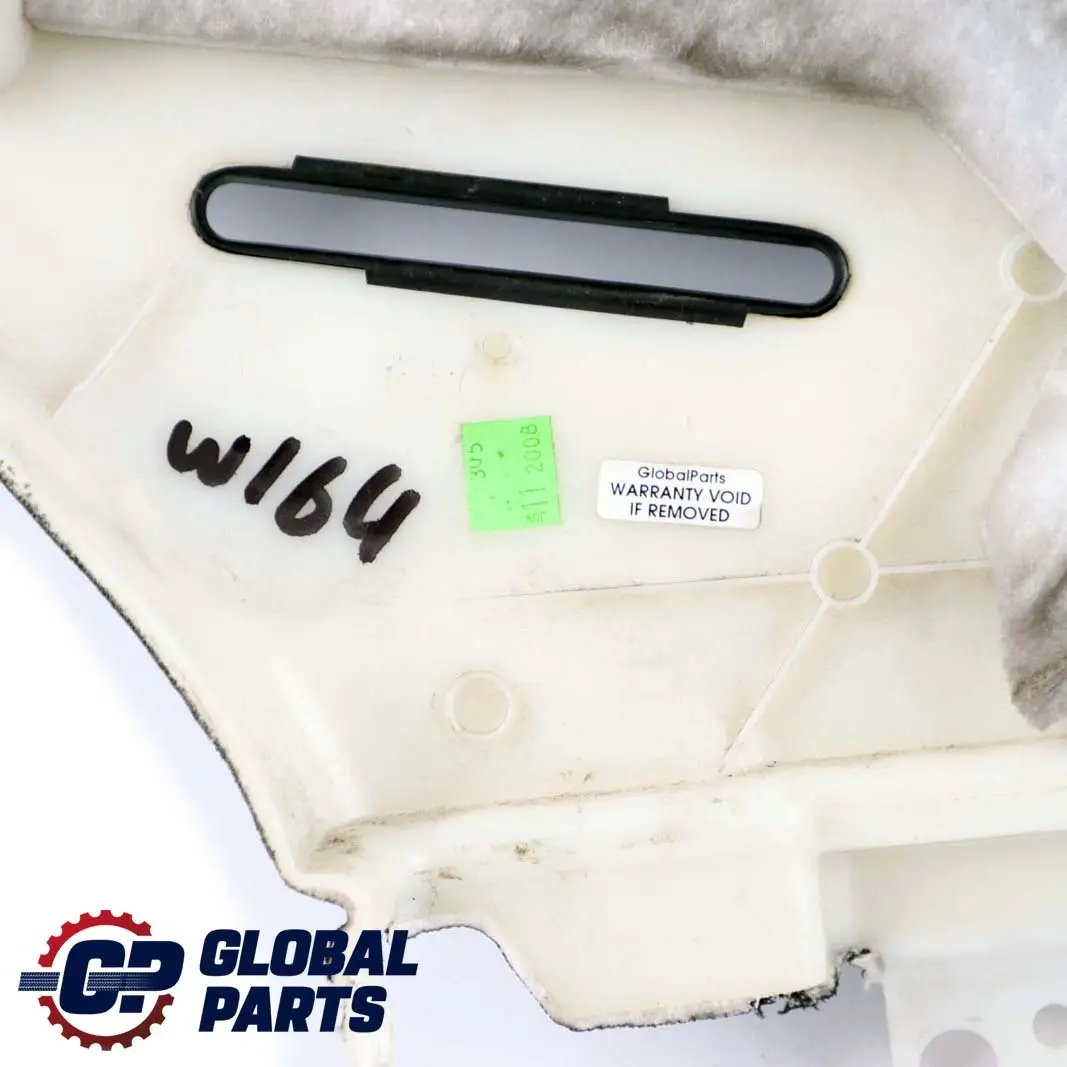 Pannello Copertura Montante Posteriore C Sinistro per Mercedes W164 con numero di parte A1646901925 Mercedes W164 Pannello Copertura Montante Posteriore C Sinistro - SKU A1646901925 - Numero di parte A1646901925