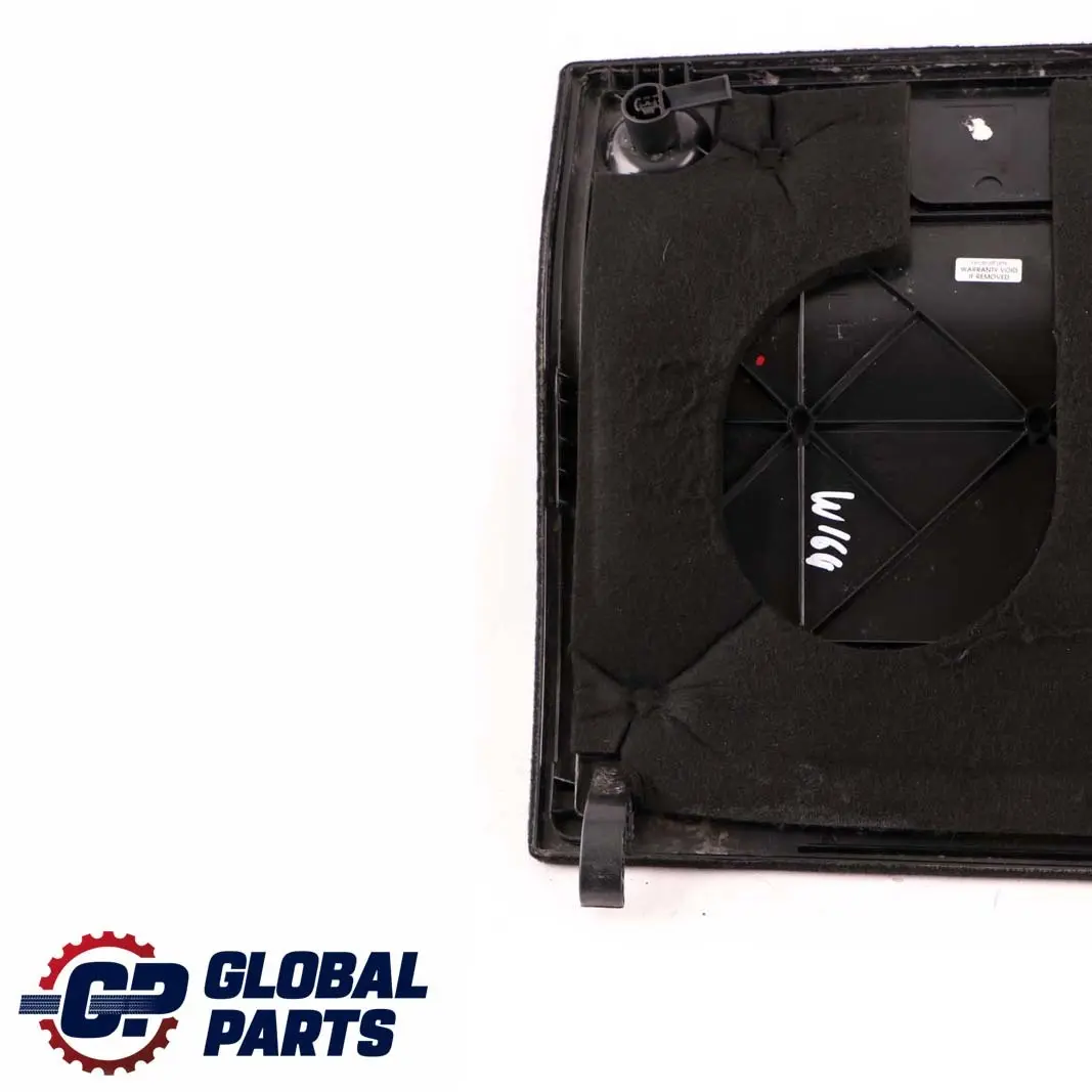 Maletero Izquierdo Panel Lateral Flap para Mercedes W164 con número de pieza A1646902925 Mercedes W164 Maletero Izquierdo Panel Lateral Flap - SKU A1646902925 - Número de pieza A1646902925