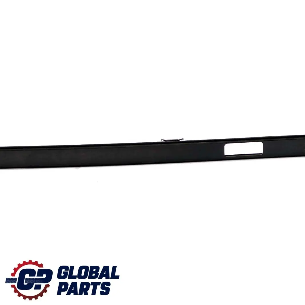 Izquierda Techo Rail Moldura lateral Canalón Trim para Mercedes ML W164 con número de pieza A1646902980 Mercedes ML W164 Izquierda Techo Rail Moldura lateral Canalón Trim - SKU A1646902980 - Número de pieza A1646902980