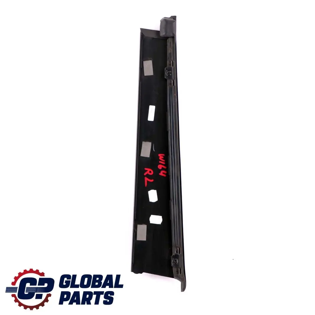 Mercedes W164 Fensterrahmen B-Säule Abdeckung hinten links Tür - SKU A1646903587 - Teilenummer A1646903587