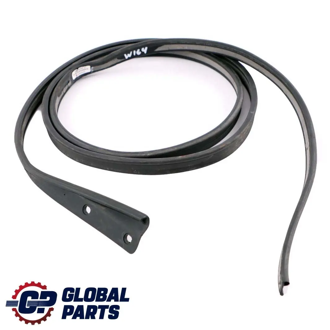 Mercedes-Benz M-Class ML W164 Right O/S Roof Rail Seal Weatherstrip to with Part number A1646904598 Mercedes-Benz M-Class ML W164 Right O/S Roof Rail Seal Weatherstrip - SKU A1646904698 - Part number A1646904598