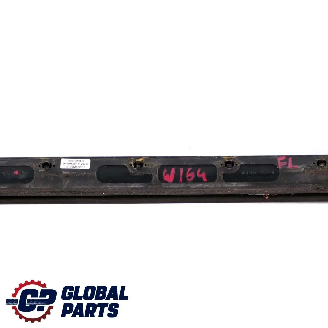 Mercedes W164 Coperchio Porta Striscia Guarnizione Anteriore Sinistr - SKU A1646904762 - Numero di parte A1646904762