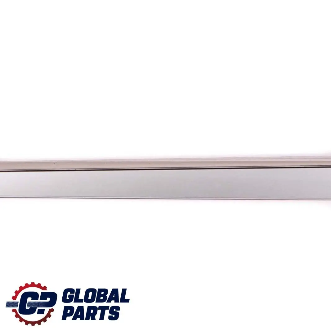 Listwa Ozdobna Drzwi Lewy Przód Iridium Bright Silver do Mercedes ML W164 o numerze A1646905162 Mercedes ML W164 Listwa Ozdobna Drzwi Lewy Przód Iridium Bright Silver - SKU A1646905162-IRS - Numer Części A1646905162