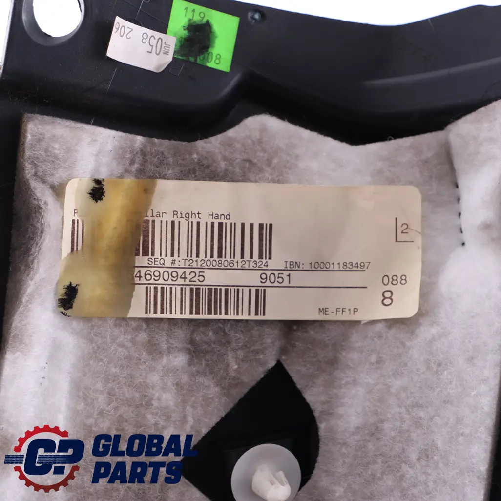 Mercedes W164 GL X164 Coperchio destro Pilastro Top Trim Cover - SKU A1646909425 - Numero di parte A1646909425