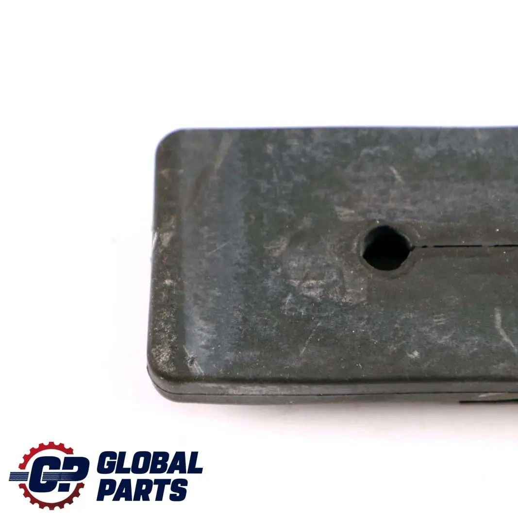 Siège Arrière Gauche Coque Banquette Rosetta pour Mercedes ML W164 à propos du numéro de pièce A1646910005 Mercedes ML W164 Siège Arrière Gauche Coque Banquette Rosetta - SKU A1646910005 - Numéro de pièce A1646910005