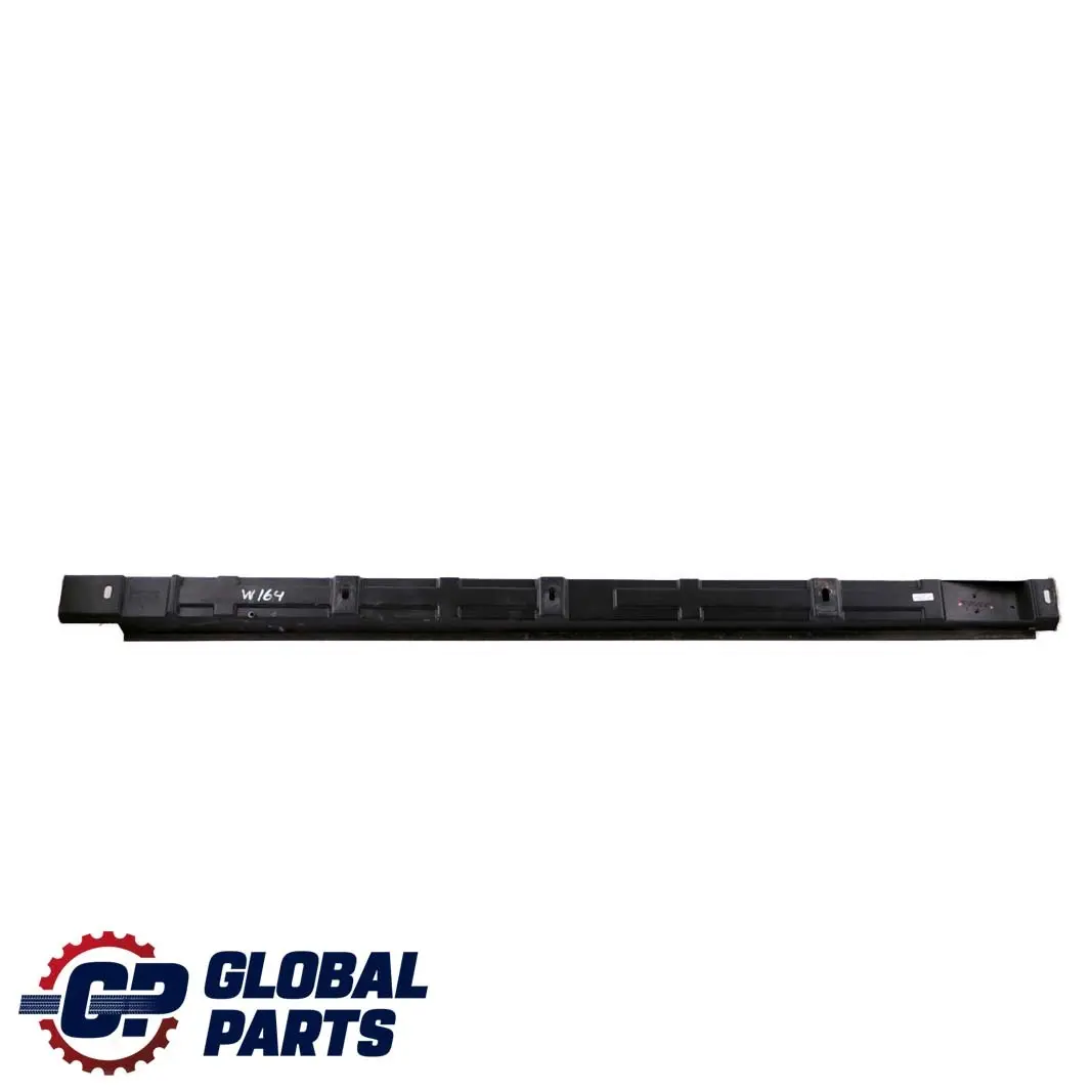 Mercedes W164 anteriore sinistra davanzale gradino ingresso copertura bordo - SKU A1646980930 - Numero di parte A1646980930