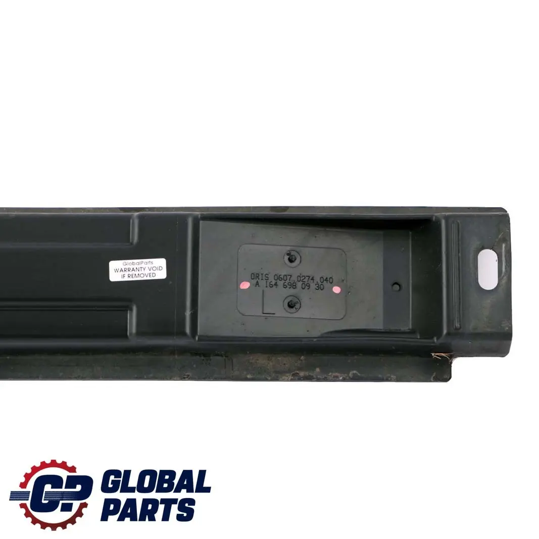 Mercedes W164 anteriore sinistra davanzale gradino ingresso copertura bordo - SKU A1646980930 - Numero di parte A1646980930