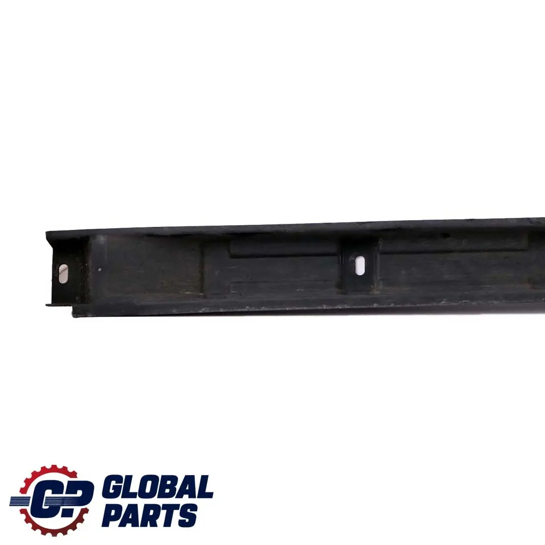 Mercedes W164 Frente Izquierda umbral puerta Paso Entrada Junta Cubierta Trim - SKU A1646980930 - Número de pieza A1646980930