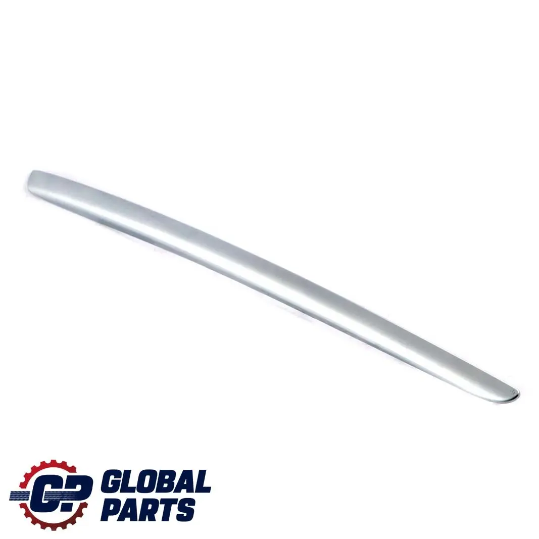 Anteriore Sinistra Striscia Decorazione Porta Argento per Mercedes ML GL W164 X164 con numero di parte A1647200522 Mercedes ML GL W164 X164 Anteriore Sinistra Striscia Decorazione Porta Argento - SKU A1647200522 - Numero di parte A1647200522