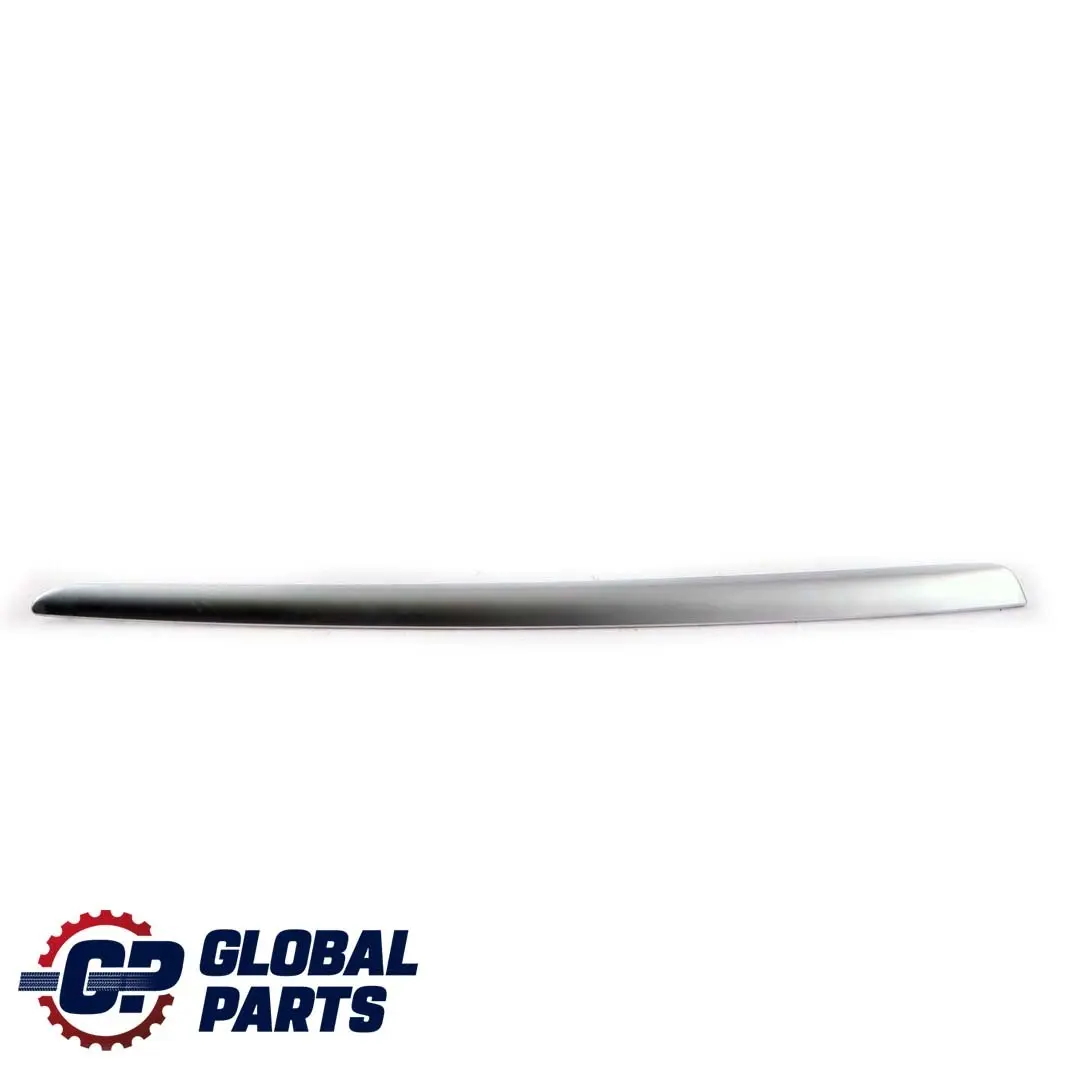 Anteriore Sinistra Striscia Decorazione Porta Argento per Mercedes ML GL W164 X164 con numero di parte A1647200522 Mercedes ML GL W164 X164 Anteriore Sinistra Striscia Decorazione Porta Argento - SKU A1647200522 - Numero di parte A1647200522