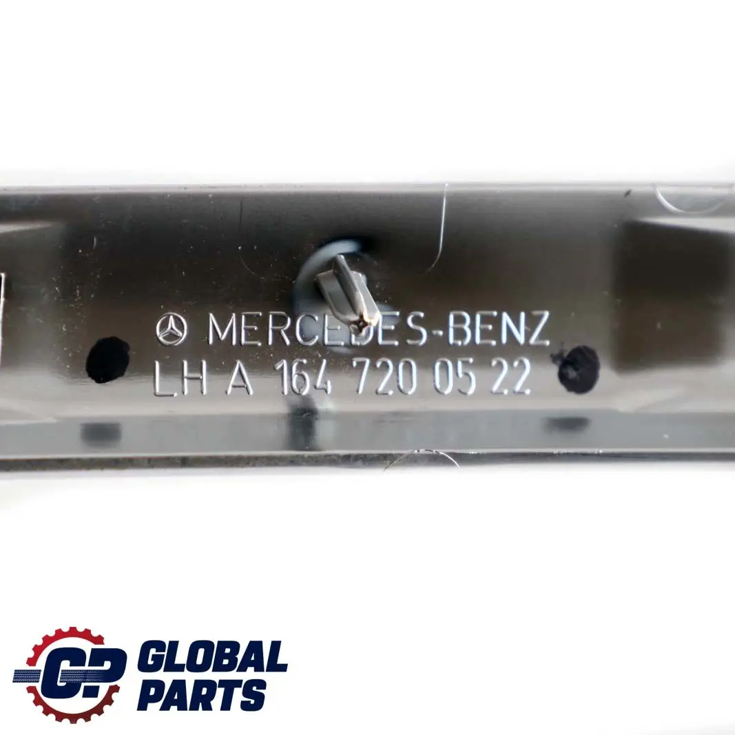 Mercedes MLGL W164 X164 Embellecedor tarjeta puerta delantera izquierda plateado - SKU A1647200522 - Número de pieza A1647200522