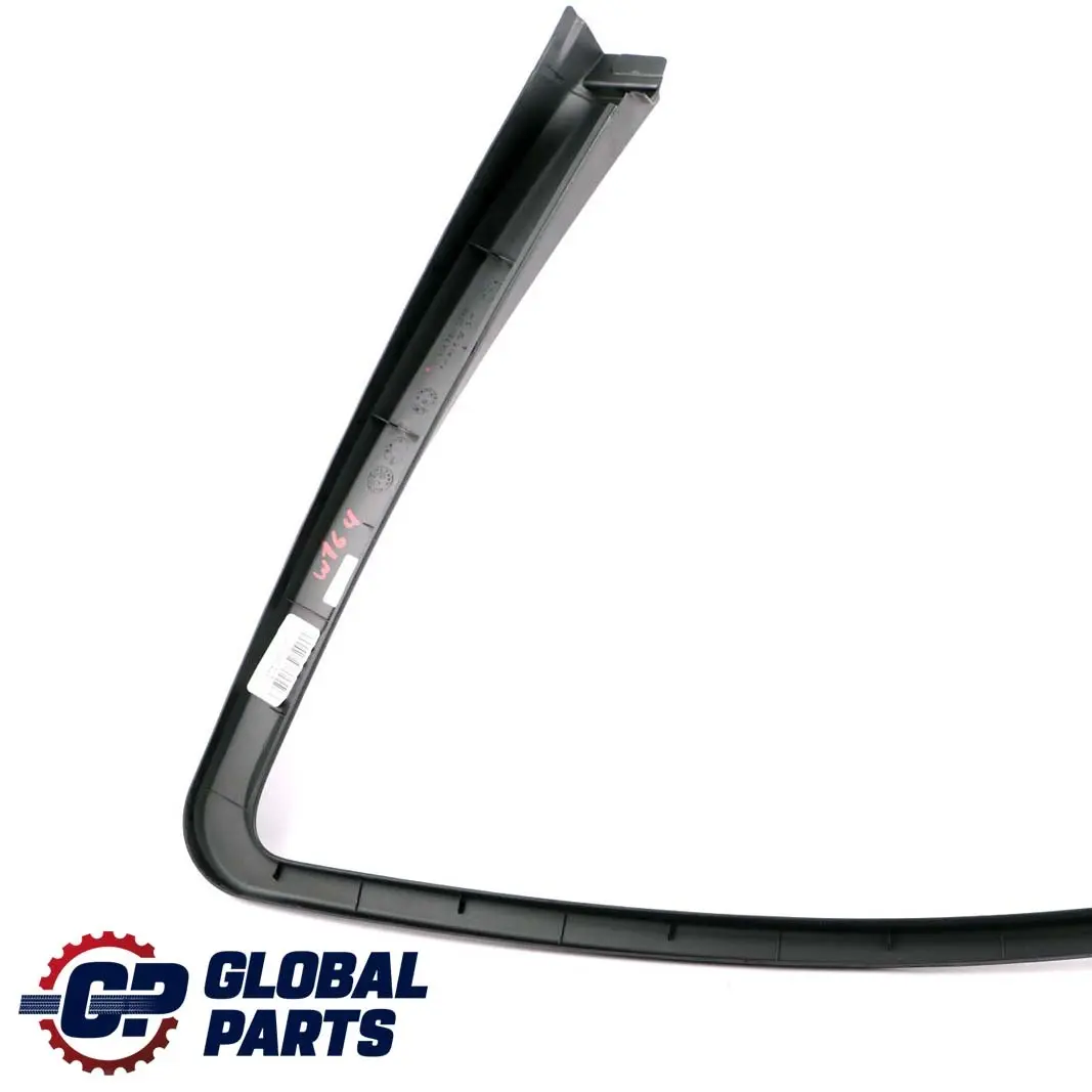 Mercedes ML W164 Anteriore Sinistra Telaio Finestra Porta Coprire - SKU A1647200570 - Numero di parte A1647200570