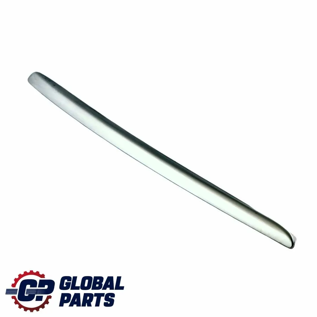 Scheda porta anteriore destra Striscia decorativa Argento per Mercedes ML GL W164 con numero di parte A1647200622 Mercedes ML GL W164 Scheda porta anteriore destra Striscia decorativa Argento - SKU A1647200622 - Numero di parte A1647200622