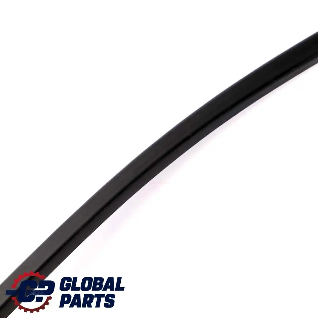 Mercedes-Benz M ML W164 Cadre de Fenêtre de Porte Avant Droite pour à propos du numéro de pièce A1647200670 Mercedes-Benz M ML W164 Cadre de Fenêtre de Porte Avant Droite - SKU A1647200670 - Numéro de pièce A1647200670