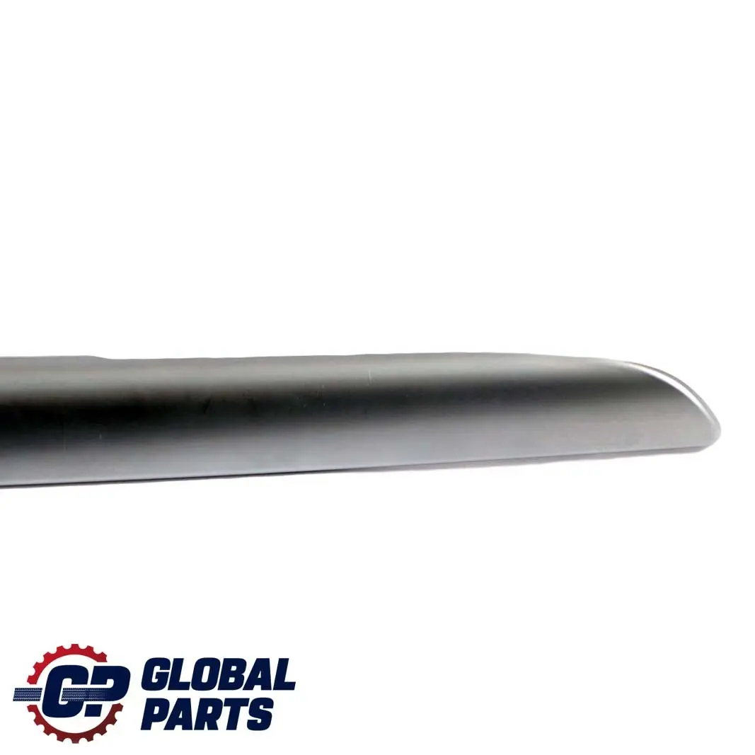 Hintere Rechte Türkarte Dekorstreifen Trim Silber für Mercedes W164 mit Teilenummer A1647300822 Mercedes W164 Hintere Rechte Türkarte Dekorstreifen Trim Silber - SKU A1647200822 - Teilenummer A1647300822