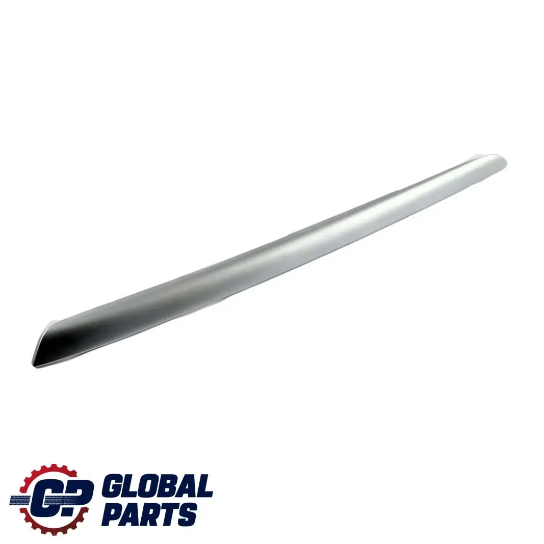 Hintere Rechte Türkarte Dekorstreifen Trim Silber für Mercedes W164 mit Teilenummer A1647300822 Mercedes W164 Hintere Rechte Türkarte Dekorstreifen Trim Silber - SKU A1647200822 - Teilenummer A1647300822