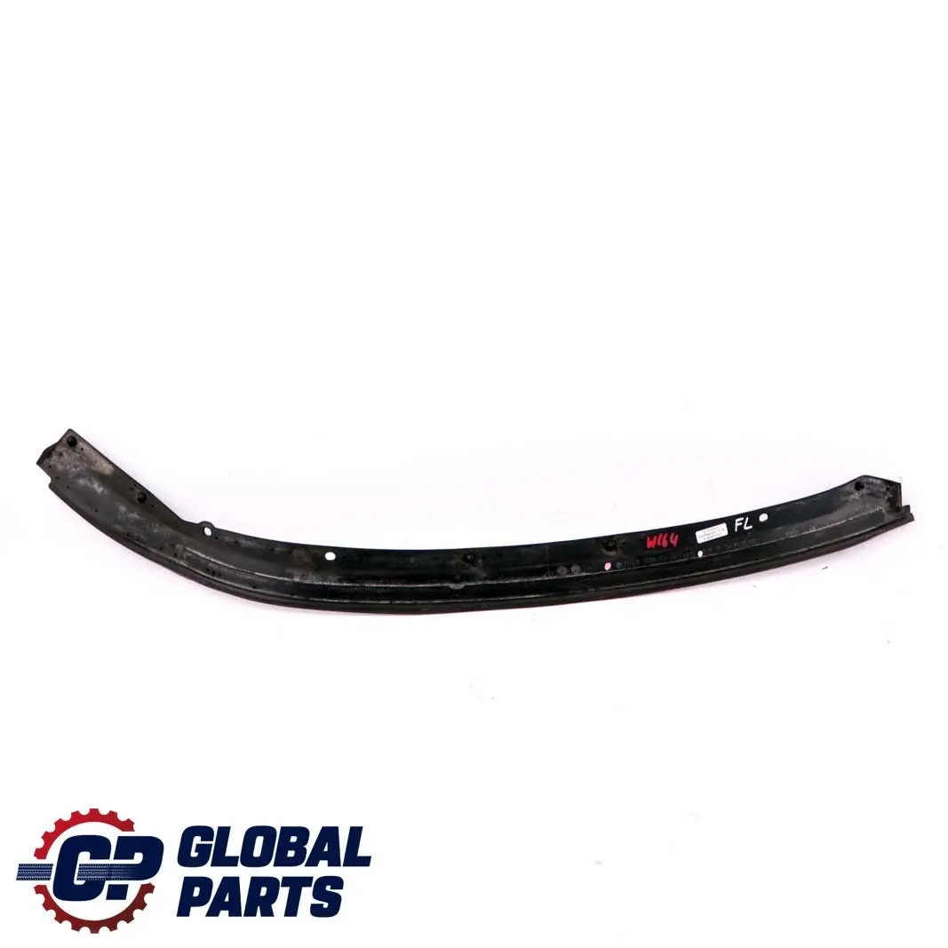 Mercedes-Benz Classe M ML W164 Joint d'étanchéité porte avant gauche pour à propos du numéro de pièce A1647201378 Mercedes-Benz Classe M ML W164 Joint d'étanchéité porte avant gauche - SKU A1647201378 - Numéro de pièce A1647201378