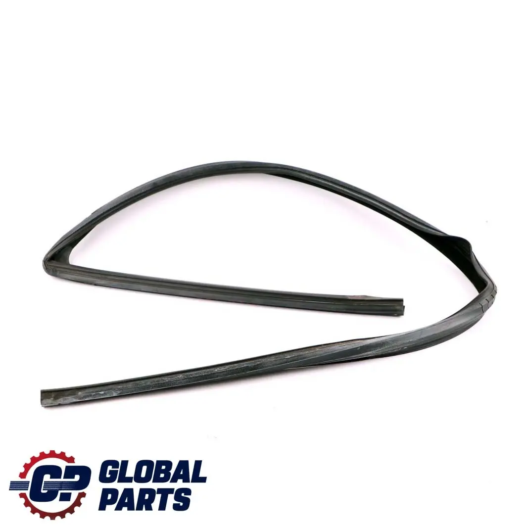 Front Right Door O/S Window Guide Seal Gasket to Mercedes W164 with Part number A1647250425 Mercedes W164 Front Right Door O/S Window Guide Seal Gasket - SKU A1647250425 - Part number A1647250425